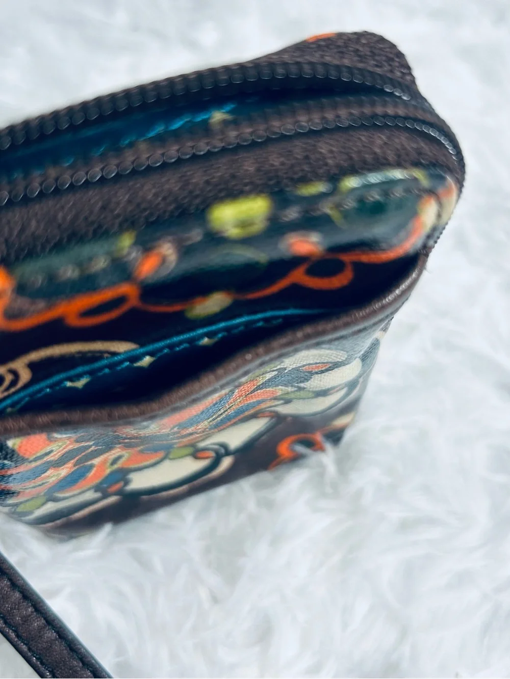 Fossil Key-Per Brown Floral Print Wristlet Wallet
